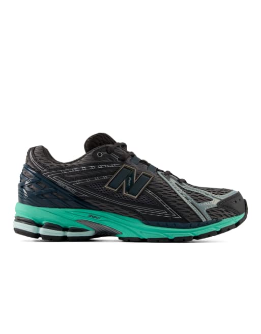 New Balance - U1906R - Sneakers in zwart metallic, 2 van 4