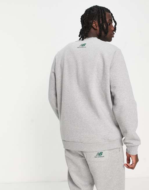 New Balance - Uniseks sweatshirt in collegestijl in grijs, 2 van 4