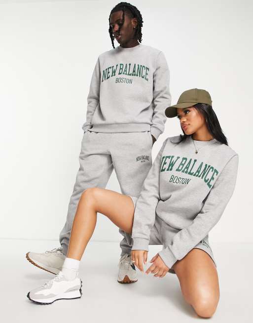 New Balance - Uniseks sweatshirt in collegestijl in grijs, 4 van 4