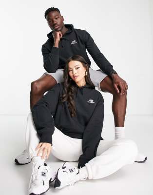 New Balance - Unisex-Kapuzenpullover in Schwarz mit kleinem Logo