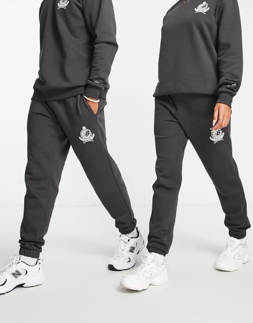 New balance black store tracksuit