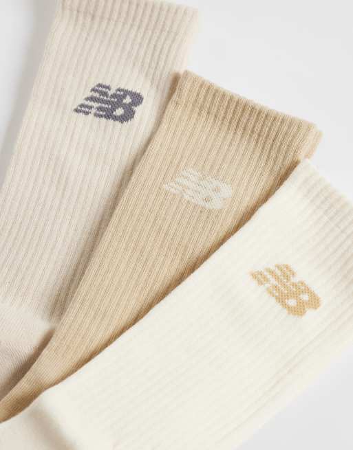 New Balance vardagsstrumpor i 3-pack med rund halsringning i neutrala färger, 2 av 3
