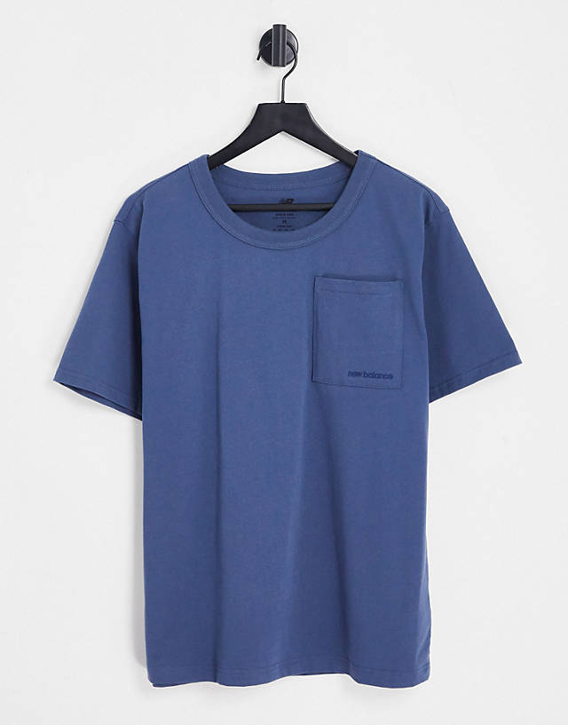 New Balance - washed pocket t-shirt with logo in washed blue