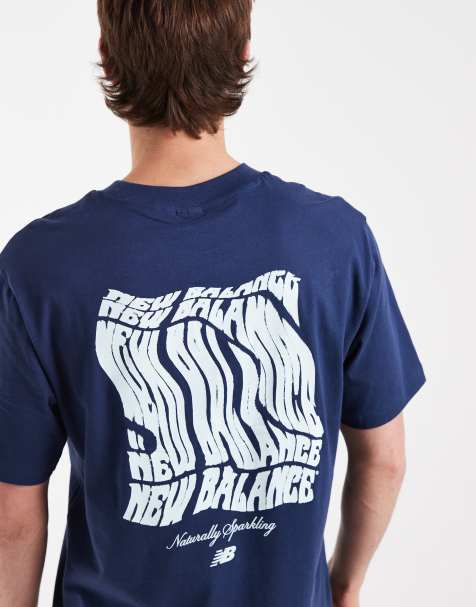 New Balance – Wavey – T-Shirt in Marineblau und Weiß - view 1