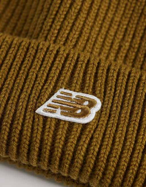 New Balance winter watchman beanie V3 in dark beige, 2 of 3