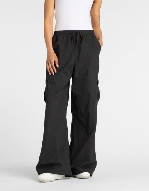 New Balance Woven cargo pant in black