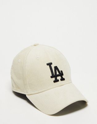 New Era 39Thirty LA Dodgers unisex cord cap in off white