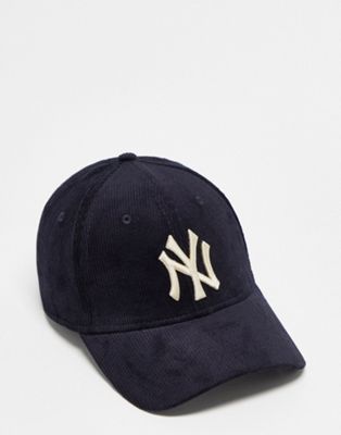 New Era 39Thirty New York Yankees unisex cord cap in navy