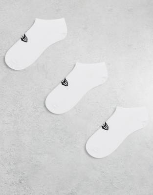 New Era - 3er-Pack Sneaker-Socken in Weiß mit Flaggen-Logo