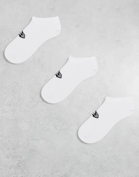 New Era – 3er-Pack Sneaker-Socken in Weiß mit Flaggen-Logo - view 1