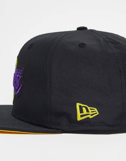 Los Angeles Lakers Men's Snapback Hat Mitchell & Ness Flat Cap  Yellow And Black