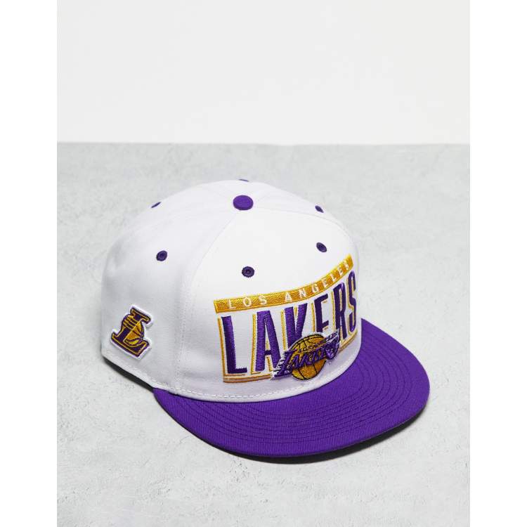 Mitchell & Ness La Lakers Team Script Throwback Snapback Cap in