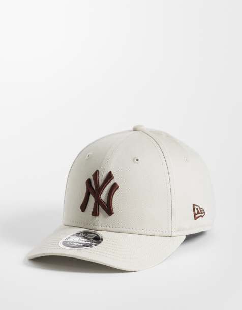 New Era – 9forty – Beżowa czapka z daszkiem i kontrastowym, brązowym logo NY Yankees - view 1