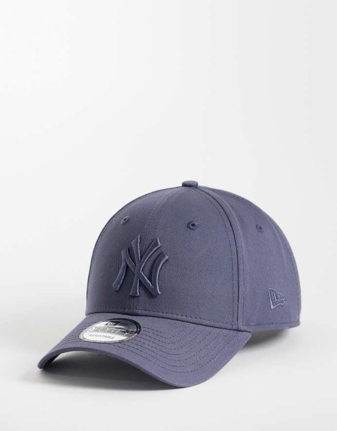 New Era 9Forty - Gorra gris oscuro con logo en el mismo tono de los NY Yankees