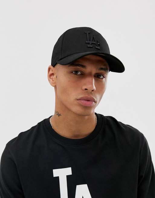 New Era 9Forty LA Dodgers adjustable cap in black | ASOS