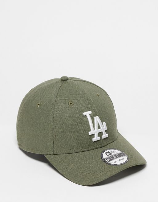 New Era 9Forty Los Angeles Yankees Braun cap in khaki linen