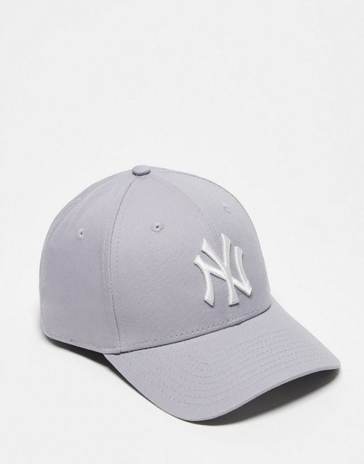 New Era 9FORTY New York Yankees Baseball Cap Grey