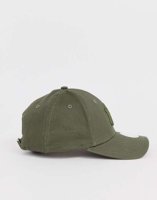 Khaki cheap yankees cap