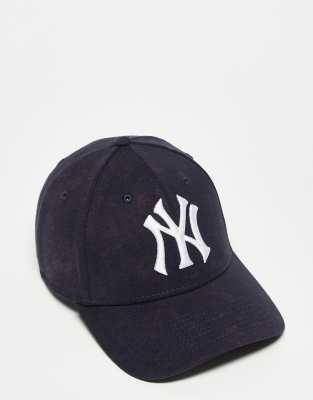 Black NY x LA Trucker Hat