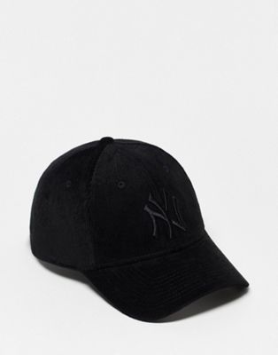 New Era 9forty NY cord unisex cap in black