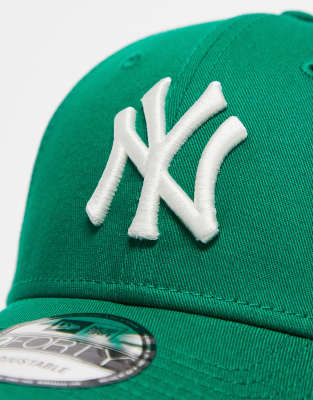 emerald green yankees hat