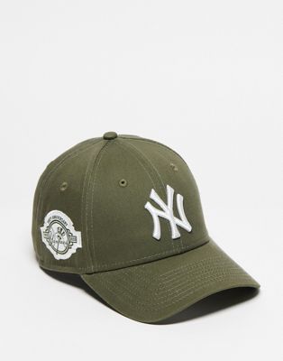 New Era 9forty NY Yankees cap in khaki