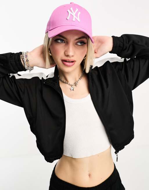 New Era 9forty NY Yankees cap in pink , 4 of 4
