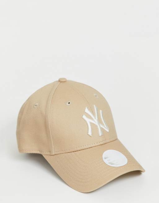 Beige new york outlet yankees cap