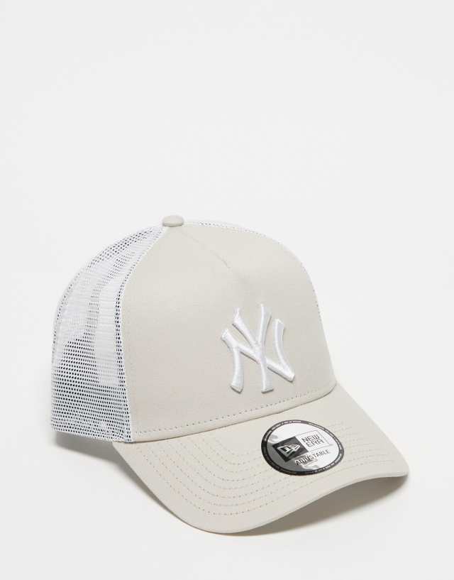 New Era - 9forty ny yankees contrast trucker cap in beige