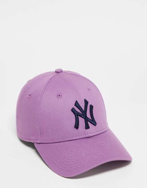 New Era – 9forty NY Yankees – Fioletowa czapka z daszkiem i granatowym logo