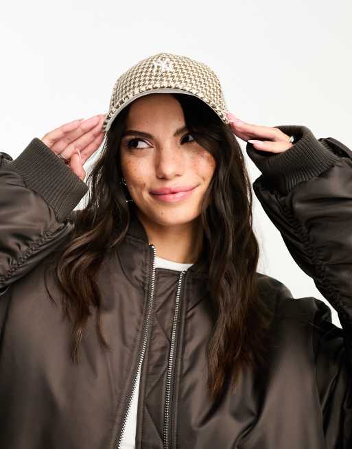 New Era – 9Forty NY Yankees – Kappe mit Hahnentrittmuster in Braun, 4 von 4