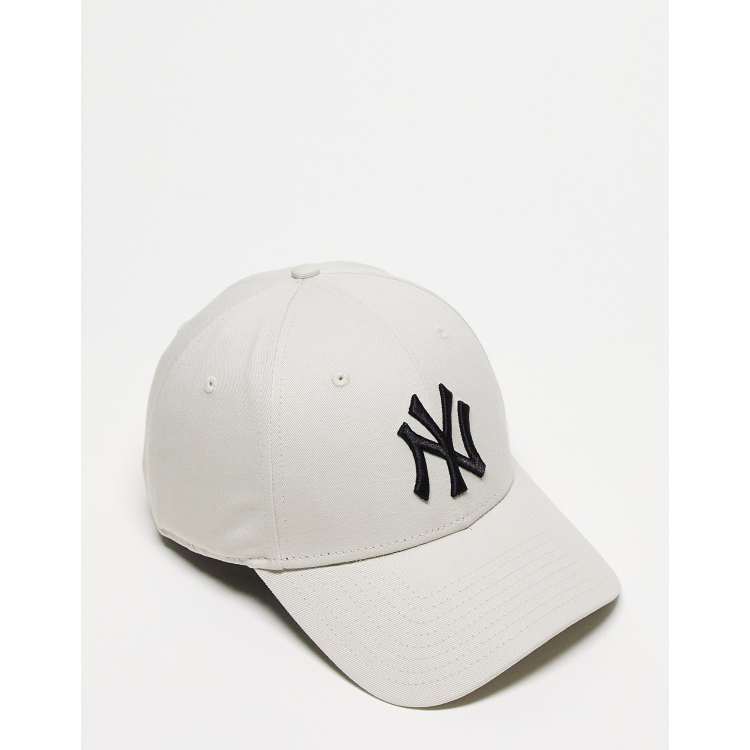 New Era - NY Yankees Washed Canvas 9FORTY Cap - Beige