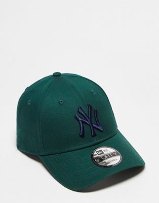 New Era 9Forty NY Yankees unisex cap in green
