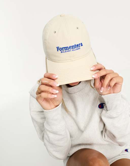 New Era – 9twenty – Beżowa czapka z daszkiem z logo z napisem Formentera – tylko w ASOS