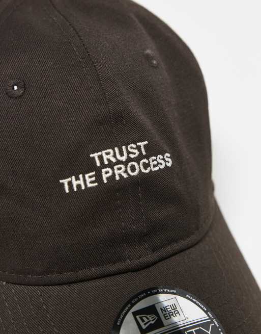New Era - 9twenty - Cappellino marrone con scritta, 3 di 3
