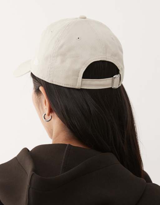 New Era - 9Twenty NY Yankees - Beige kasket med lille logo, 2 af 3