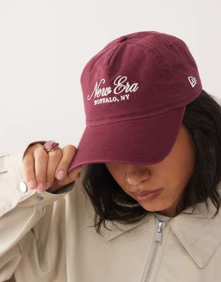 New Era - 9twenty - Unstrukturierte Damen-Kappe in Burgunderrot mit Logo-Schriftzug