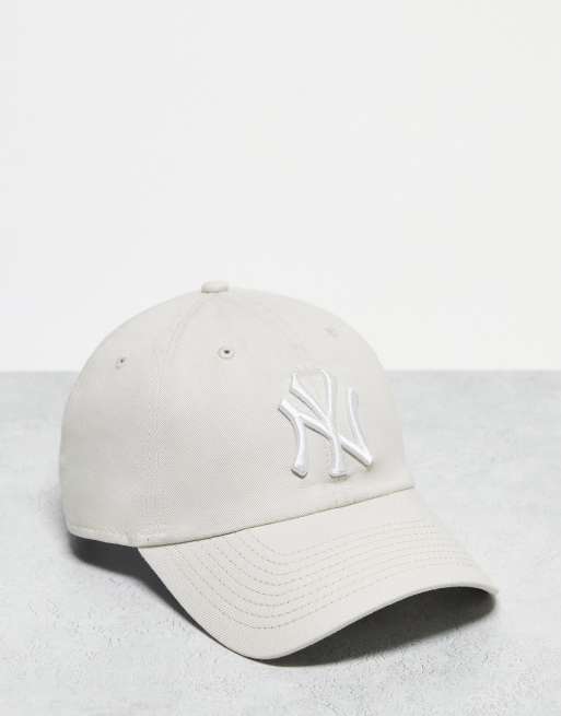 New Era – Beżowa klasyczna czapka z daszkiem z motywem New York Yankees i efektem sprania
