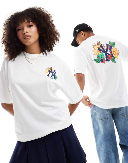 New Era – Biały T-shirt unisex z nadrukiem New York Yankees z motywem kwiatowym