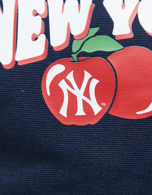 New Era - Cabas à imprimé fruits et logo NY Yankees - Bleu marine, 2 de 3