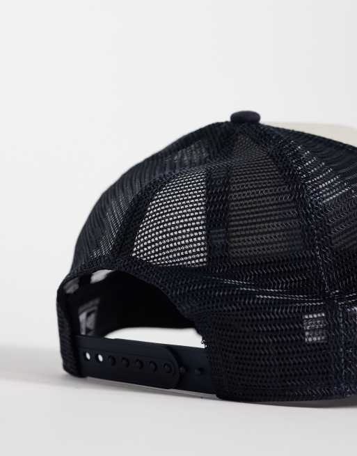 New Era - California - Cappellino trucker multicolore con toppa, 2 di 3