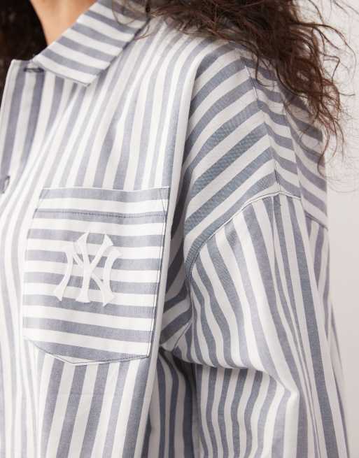 New Era - Chemise oversize à rayures et manches longues avec logo NY Yankees - Bleu/blanc, 3 de 4
