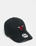 [New Era] New Era Chicago Bulls 9Twenty washed cotton distressed cap in black One Size BLACK