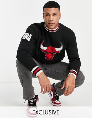 New Era Chicago Bulls applique oversized sweatshirt in black exclusive at ASOS