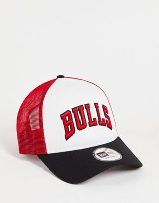 Casquettes Et Chapeaux New Era - Chicago Bulls - Casquette camionneur - Noir, blanc et rouge