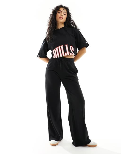 New Era - Chicago Bulls - Cropped T-shirt in zwart, 4 van 4
