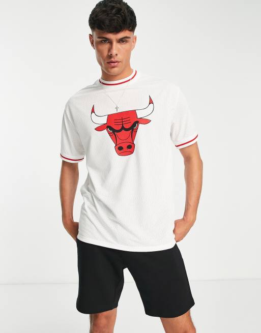 Shop Pro Standard Chicago Bulls Mesh Short-Sleeve Jersey BCB153897