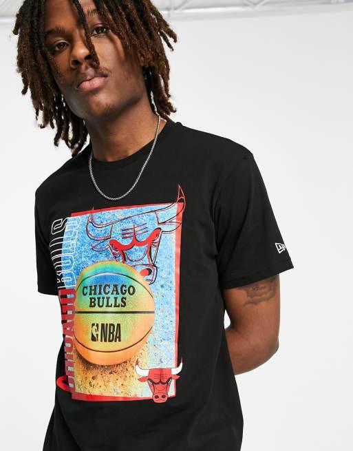 New Era - Chicago Bulls - Sort T-shirt med print på ryggen