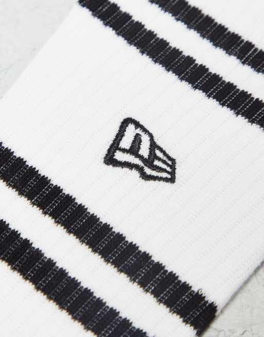 New Era - Confezione da 3 paia di calzini bianchi a righe con logo, 3 di 4