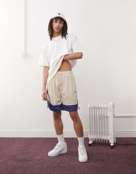 New Era contrast panel mesh short in cream